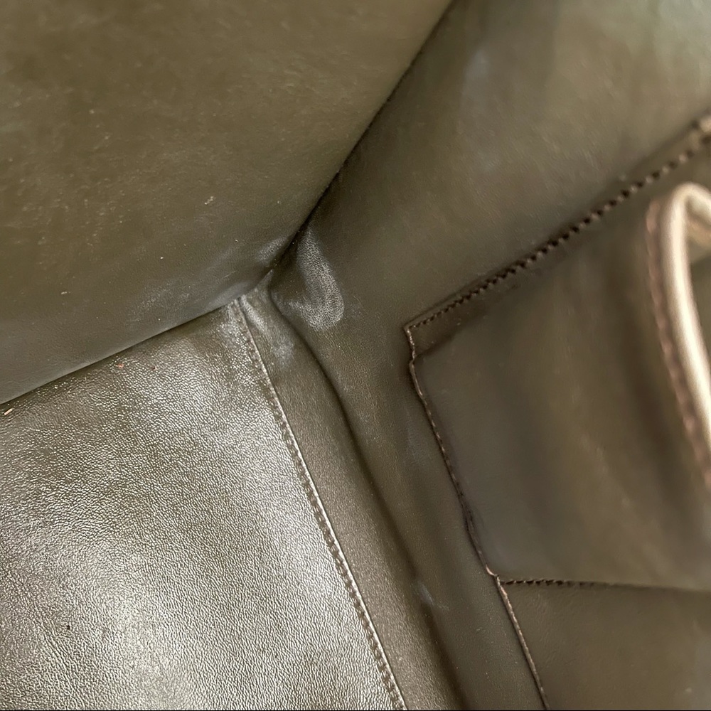 Sold CELINE 💚 LUGGAGE MINI OLIVE GREEN TAUPE - Picture 12 of 16